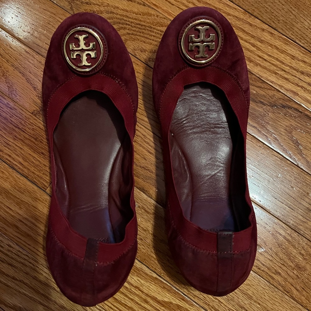 Tory Burch Burgundy suede flats